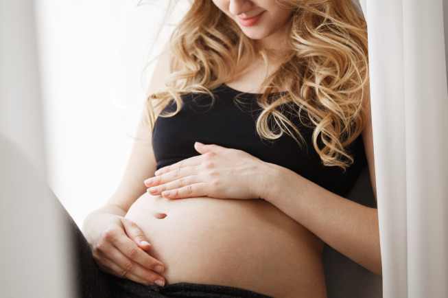 Mẹ mang thai đôi, thai ba hoặc nhiều hơn thì trẻ sinh ra thường nhẹ cân hơn