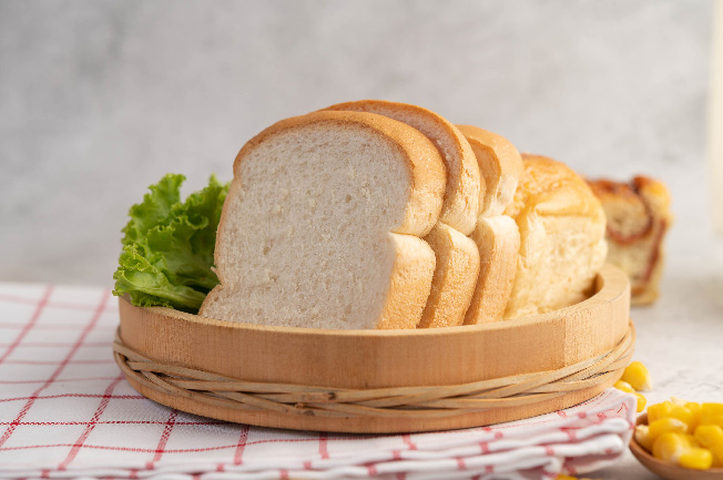 Bánh mì - 1 trong những món nên trẻ ăn buổi sáng