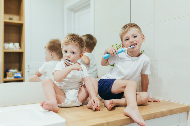 Khi nào nên dạy trẻ đánh răng?