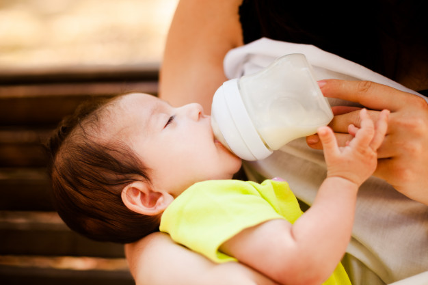 Bình sữa thuỷ tinh bảo toàn độ tinh khiết và hương vị tự nhiên của sữa