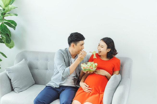 Mẹ mang thai tháng đầu – bầu 3 tháng đầu nên ăn gì?