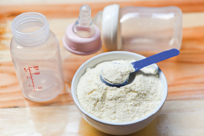 3 tiêu chí quan trọng ba mẹ nên bỏ túi mỗi khi chọn sữa công thức cho con
