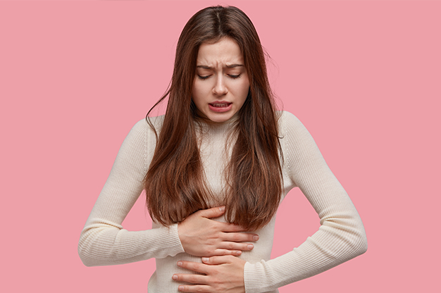 Mang thai tuần 3 đau bụng dưới có sao không?
