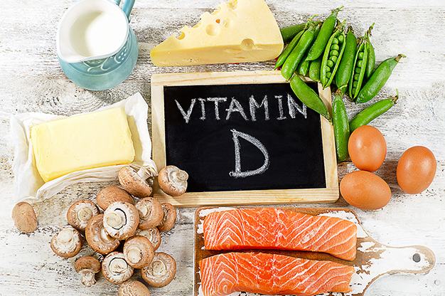 Vitamin D cùng canxi kích thích cho xương và răng bé phát triển