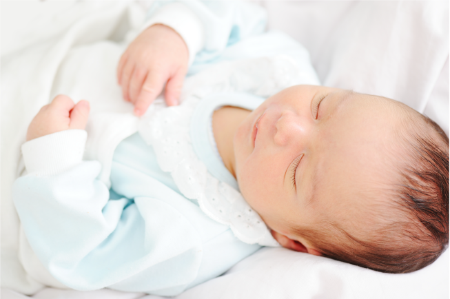 Trẻ 1 tháng tuổi nói riêng và trẻ sơ sinh nói chung bị sôi bụng có thể do nhiều nguyên nhân khác nhau