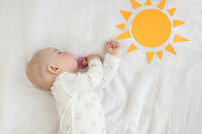 Chuẩn bị một môi trường thoải mái và an toàn cho bé khi ngủ