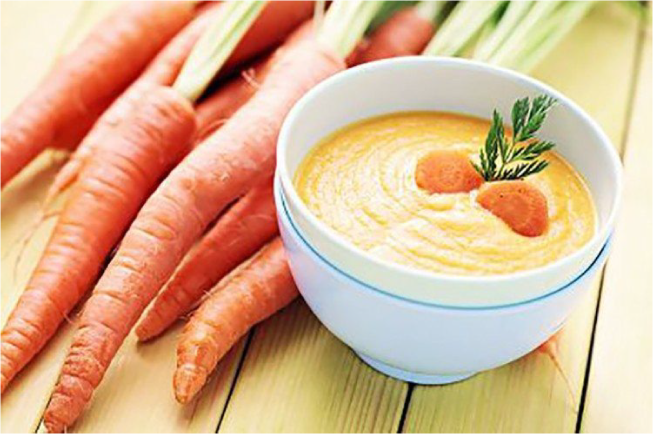 Cà rốt là thực phẩm mẹ có thể giới thiệu cho bé khi bắt đầu ăn dặm