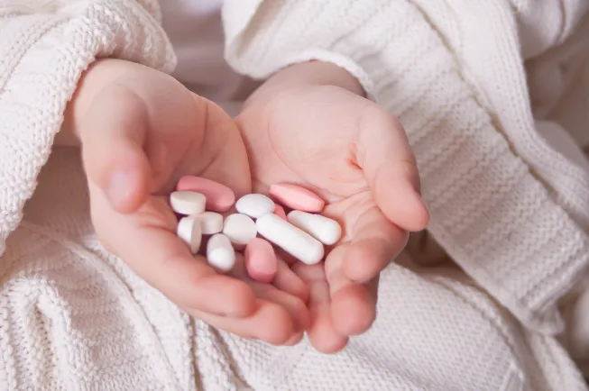 Cách bổ sung vitamin cho bé 2 tuổi bằng thuốc
