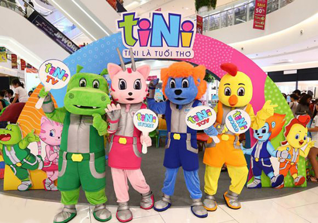 TiNi World còn có đội ngũ nhân viên giám sát rất thân thiện