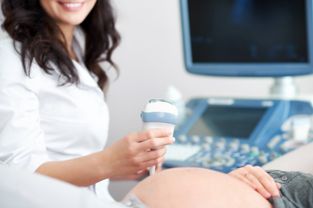 Siêu âm thai giúp bác sĩ chẩn đoán dị tật thai nhi