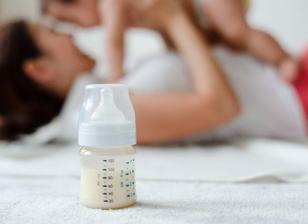  Sữa đóng vai trò rất quan trọng trong quá trình phát triển của bé