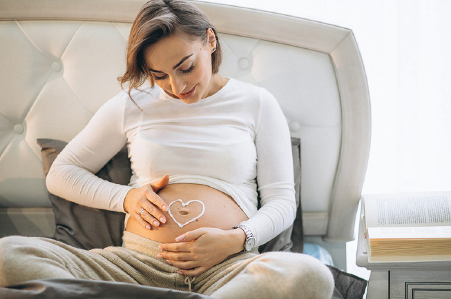 Chuyển dạ là quá trình phần thai và phần phụ của thai đc đưa ra ngoài buồng tử cung qua đường âm đạo