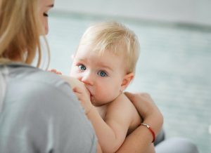 Bé 1 tháng tuổi bú bao nhiêu ml sữa: Liệu Mẹ Đã Biết?