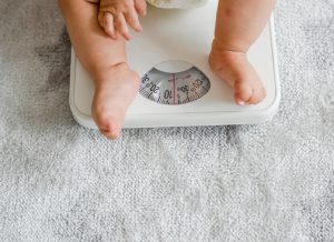 Tiết lộ bé 7 tháng nặng bao nhiêu kg thì đạt chuẩn