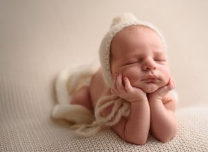 Cách quấn tã cho trẻ sơ sinh – Tất tần tật các bước cho mẹ bỉm