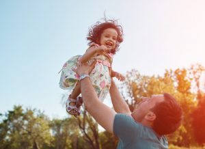 Cha và con gái: Sự kết nối yêu thương đặc biệt