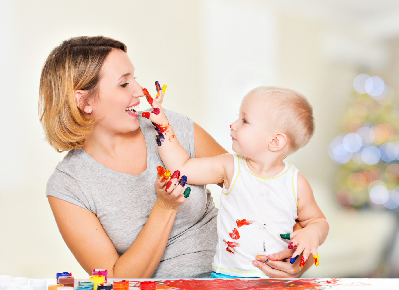 Dạy bé vẽ để con phát triển tư duy ngay từ khi còn nhỏ