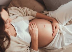Ngôi thai ngược: Sự nguy hiểm của thai ngôi mông mà mẹ cần biết