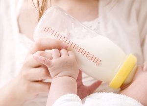 Giúp Mẹ Đọc Thành Phần Để Chọn Nước Rửa Bình Sữa An Toàn Cho Bé