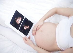 Vỡ tử cung và những dấu hiệu nguy hiểm mẹ cần biết