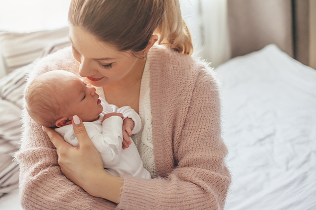 BÍ QUYẾT CHO SỰ PHÁT TRIỂN CỦA TRẺ 3 THÁNG TUỔI BA MẸ NÊN BIẾT