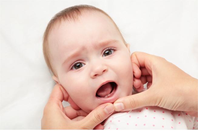 Thường thì trẻ từ 6-7 tháng tuổi bắt đầu mọc những chiếc răng đầu tiên
