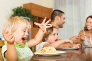 Bé 3 tuổi biếng ăn – Giải pháp cực hiệu quả bé yêu