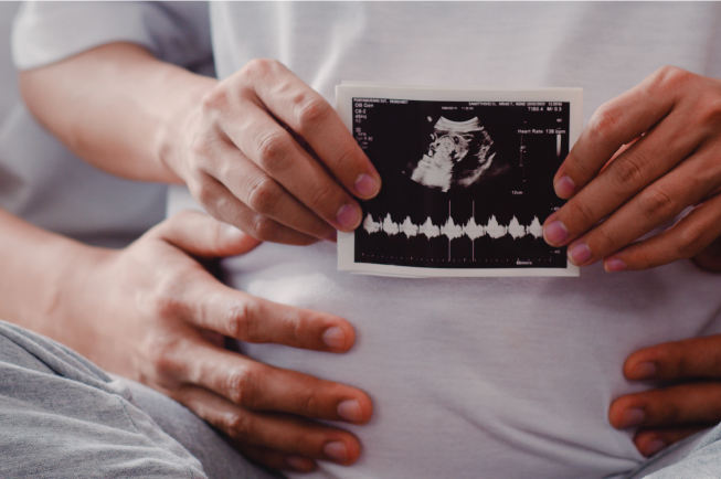Siêu âm trong khoảng 3 tháng đầu thai kỳ giúp mẹ tính được ngày dự sinh