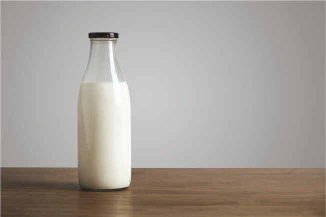 Sữa công thức có thành phần mô phỏng công thức hóa học của sữa mẹ nên có thể dùng thay thế hoàn toàn hoặc 1 phần sữa mẹ