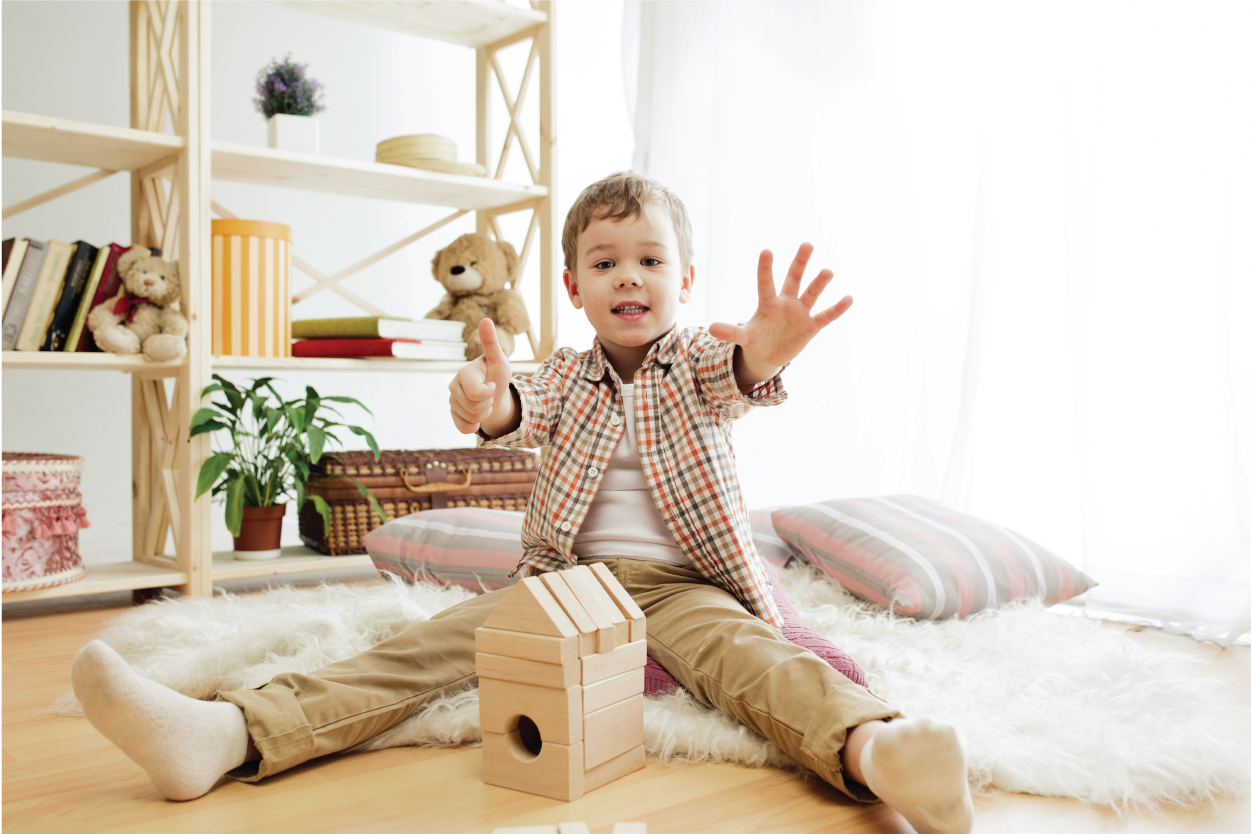 Đồ chơi gỗ cho bé 2 tuổi & Những điều mẹ cần biết