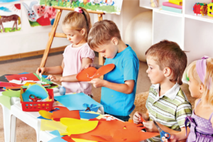 Đồ chơi Montessori cho bé 3 tuổi kích thích phát triển trí tuệ và tư duy