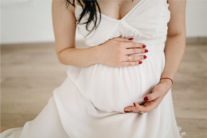 Mang thai 3 tháng đầu không nên làm gì? Cần tránh 10 điều dưới đây nhé!