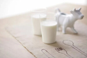 Cách phân biệt sữa thanh trùng và tiệt trùng đơn giản nhất