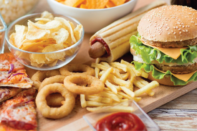 Thức ăn nhanh làm tăng nguy cơ béo phì ở trẻ em