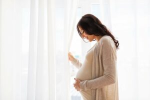 Bầu 3 tháng đầu bị đầy bụng: 5+ cách cải thiện hiệu quả nhất dành cho mẹ