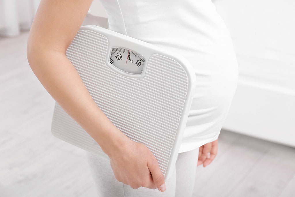 Mẹ bầu không tăng cân khiến thai nhi chậm tăng trưởng