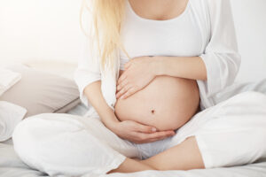 Mang thai 3 tháng đầu nên tiêm phòng gì? Mẹ tuyệt đối đừng bỏ qua!