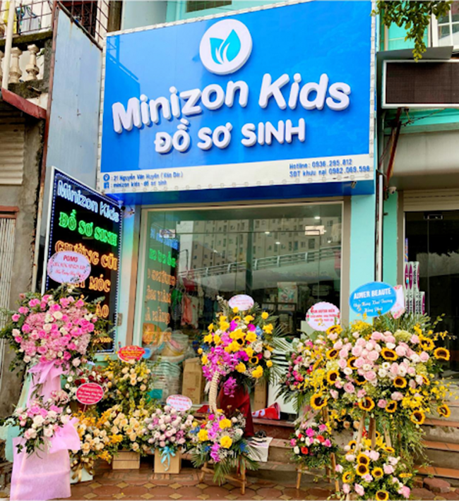 Không chỉ quần áo, mẹ mua được cho bé nhỏ rất nhiều những đồ dùng cần thiết khác từ Minizon Kids