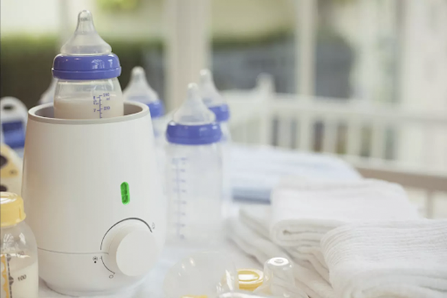 Máy hâm sữa giữ ấm sữa của bé trong thời gian dài