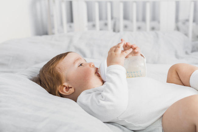 Khi nào nên đổi size núm ti bình sữa cho bé ?