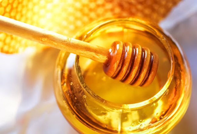 Mật ong giúp loại bỏ vi khuẩn đường tiết niệu