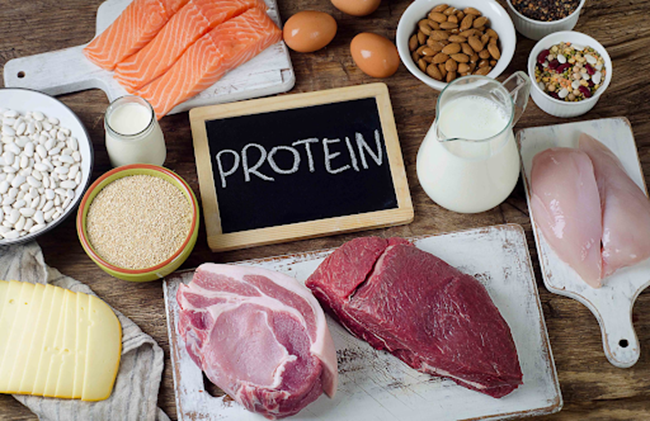 Protein là thành phần chính giúp thai nhi phát triển kích thước, cân nặng trong suốt thai kỳ