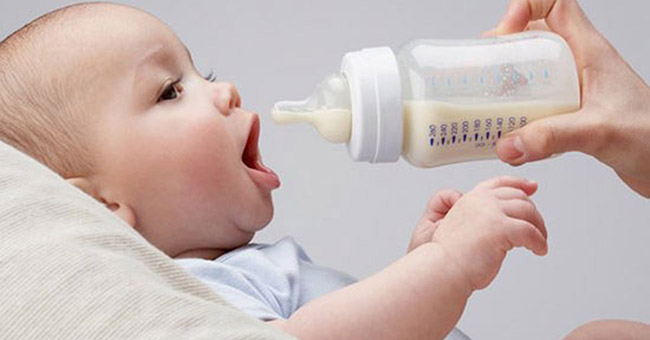 Sữa cung cấp canxi nuôi dưỡng cơ xương phát triển