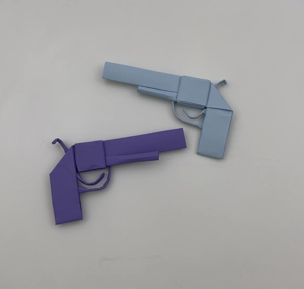Cách làm mô hình súng bằng giấy