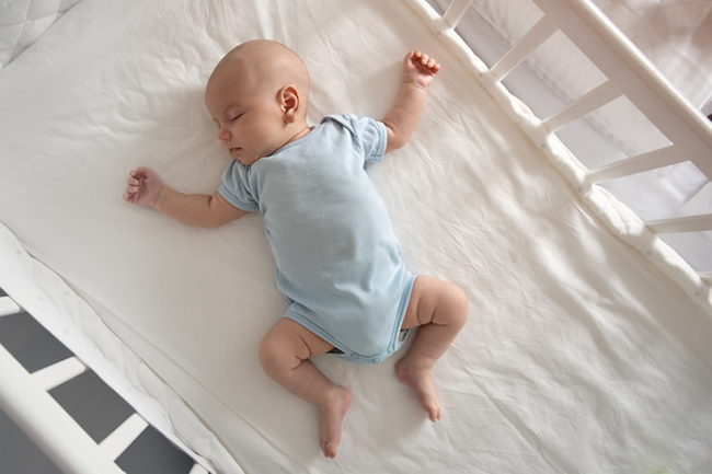 Cách giúp bé ngủ ngon và ấm hơn