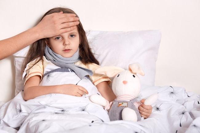 Sai lầm khiến trẻ mắc cúm a lâu khỏi