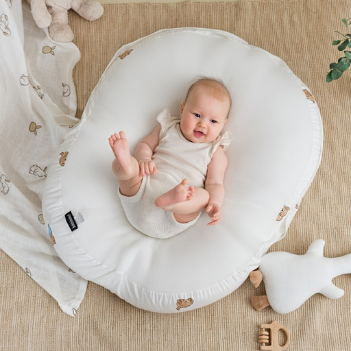 Ba mẹ có nên cho bé ngủ trên gối chống trào ngược không?
